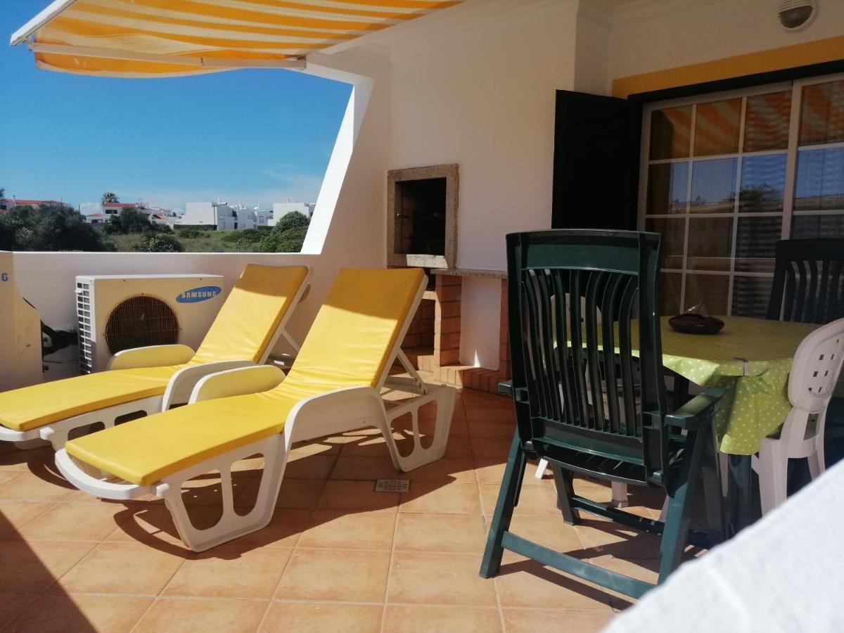 אלבופיירה Beautiful Vila Rafaella, Walk Distance To Beaches מראה חיצוני תמונה