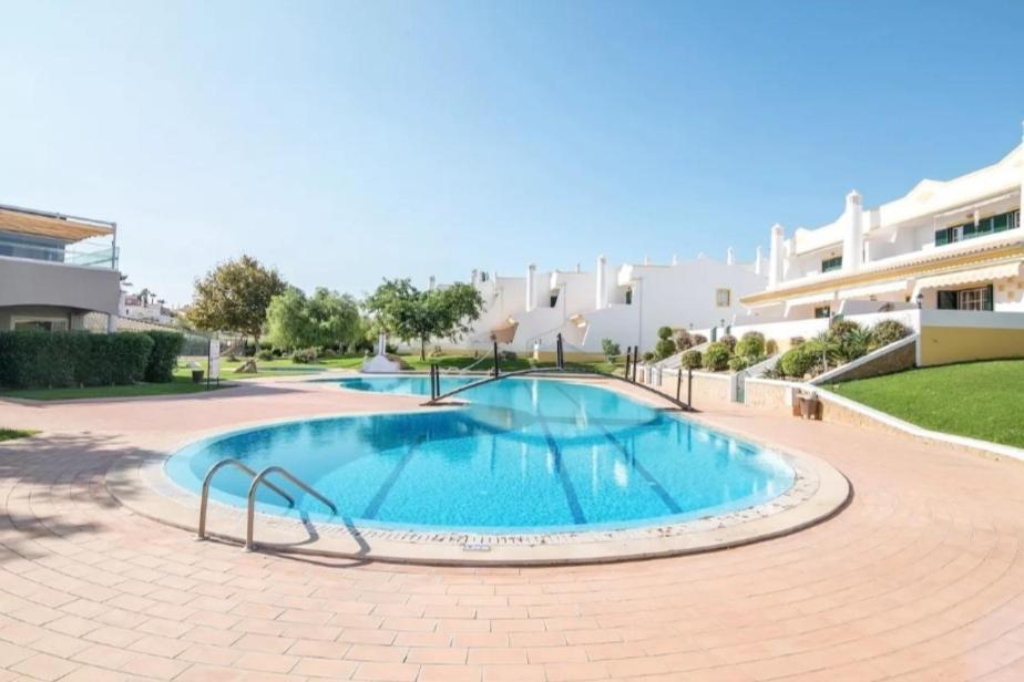 אלבופיירה Beautiful Vila Rafaella, Walk Distance To Beaches מראה חיצוני תמונה