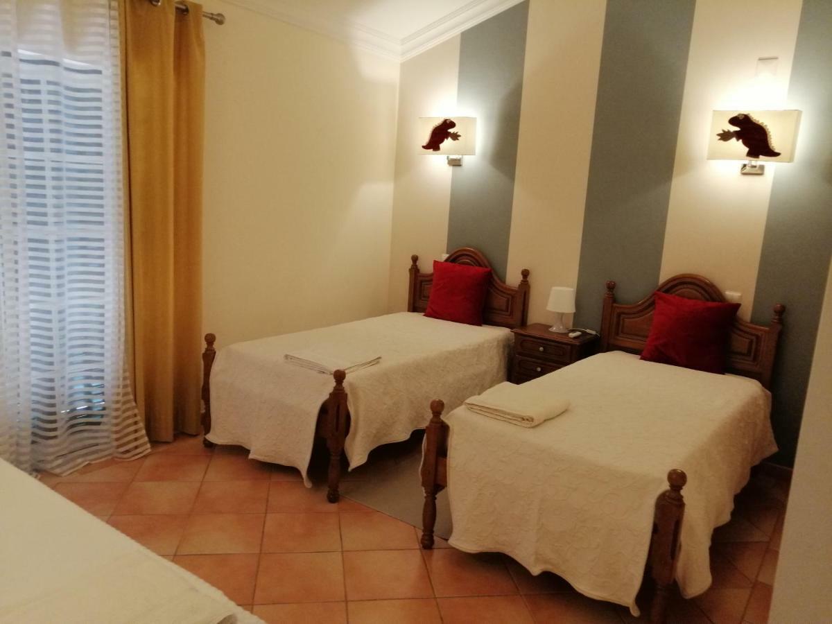 אלבופיירה Beautiful Vila Rafaella, Walk Distance To Beaches מראה חיצוני תמונה