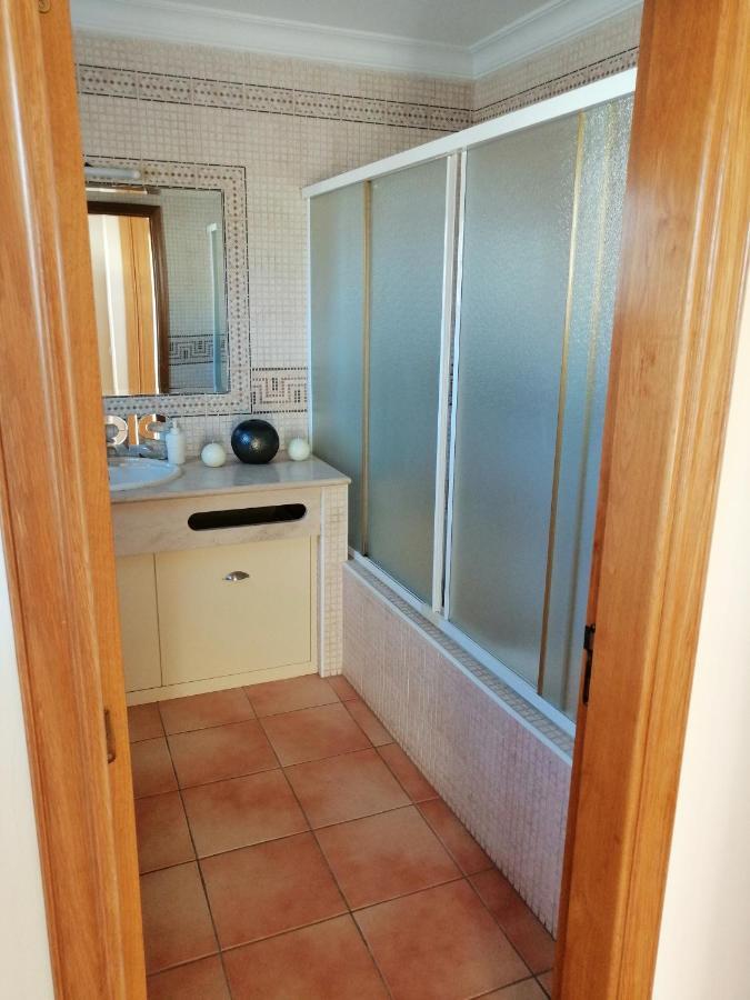 אלבופיירה Beautiful Vila Rafaella, Walk Distance To Beaches מראה חיצוני תמונה